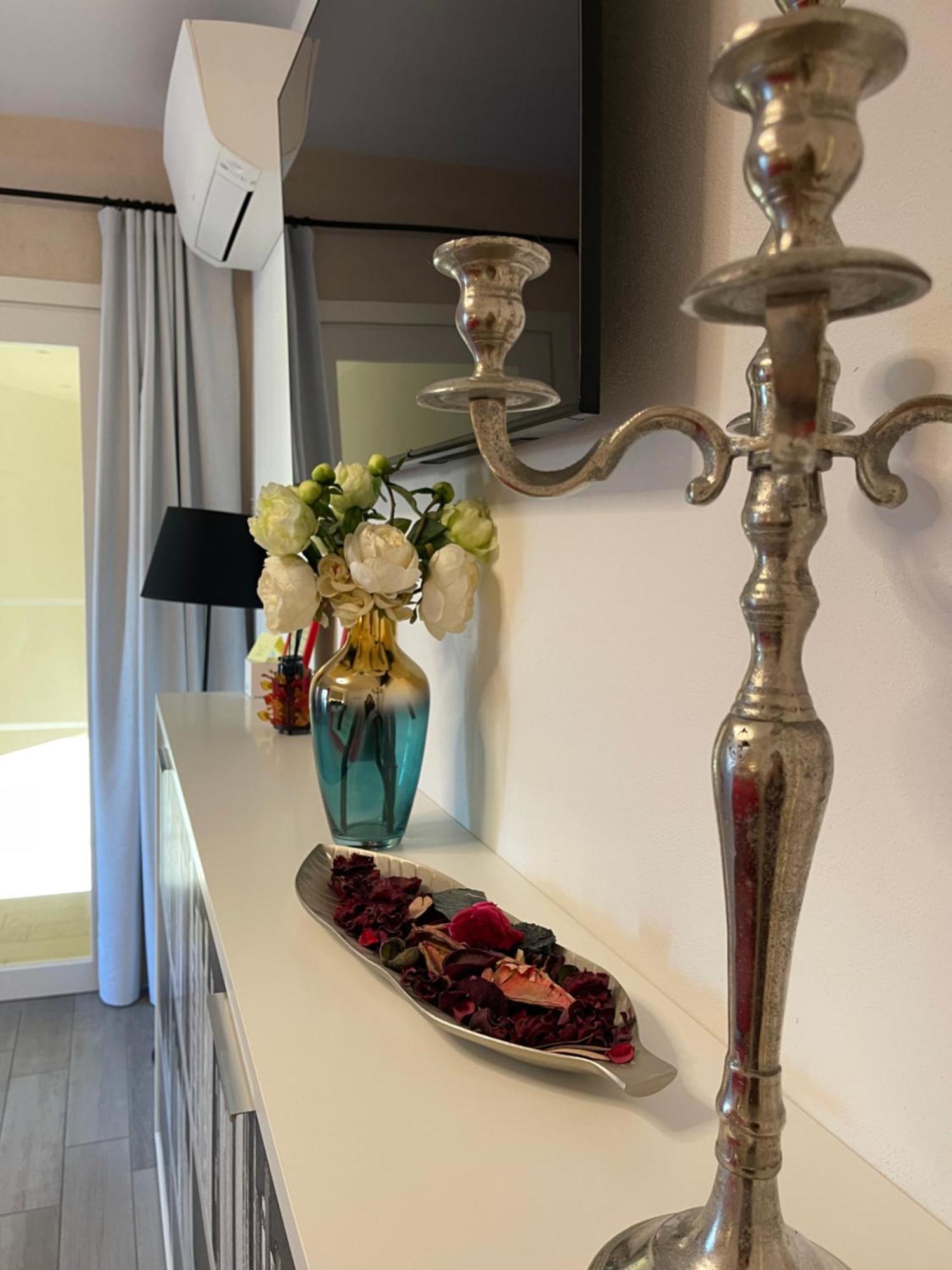 Dimora Di Charme Rooms & Apartments Πεσκιέρα ντελ Γκάρντα Εξωτερικό φωτογραφία
